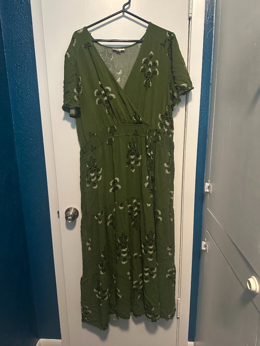 Knox Rose/Target Green Floral Dress - Great Fall Dress!
